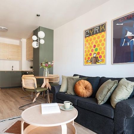 Flatbook - City Center Apartments Aura 40 그단스크 외부 사진